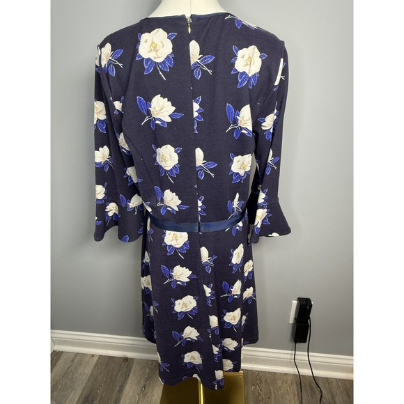 Draper James Navy Magnolia Floral Ponte Bell Sleeve Dress L Easter Reese - Picture 4 of 6